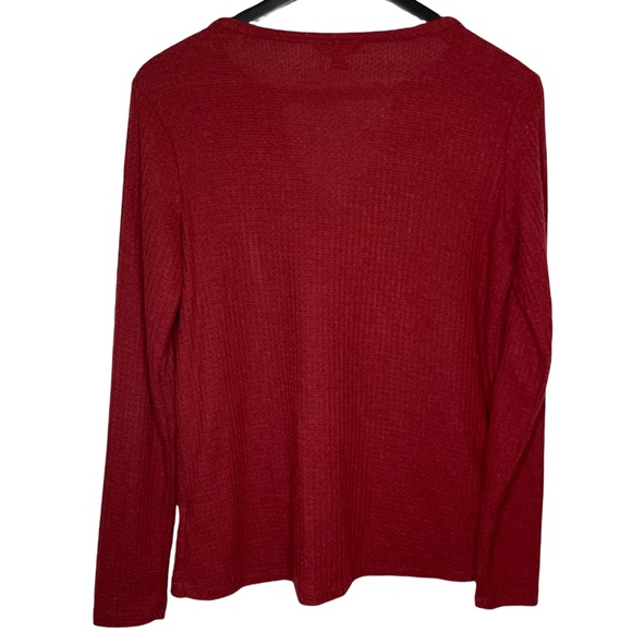 ROCK & REPUBLIC Red Long Sleeve Waffle Sweater Large Cut Out V-Neck - Picture 4 of 4